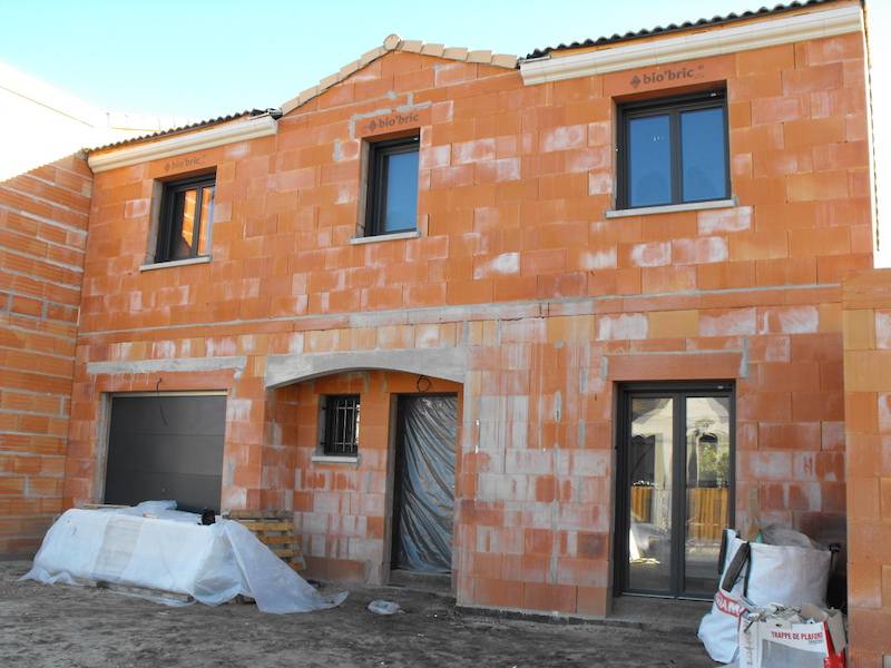 Chantier avec diverses malfaçons à PESSAC 33